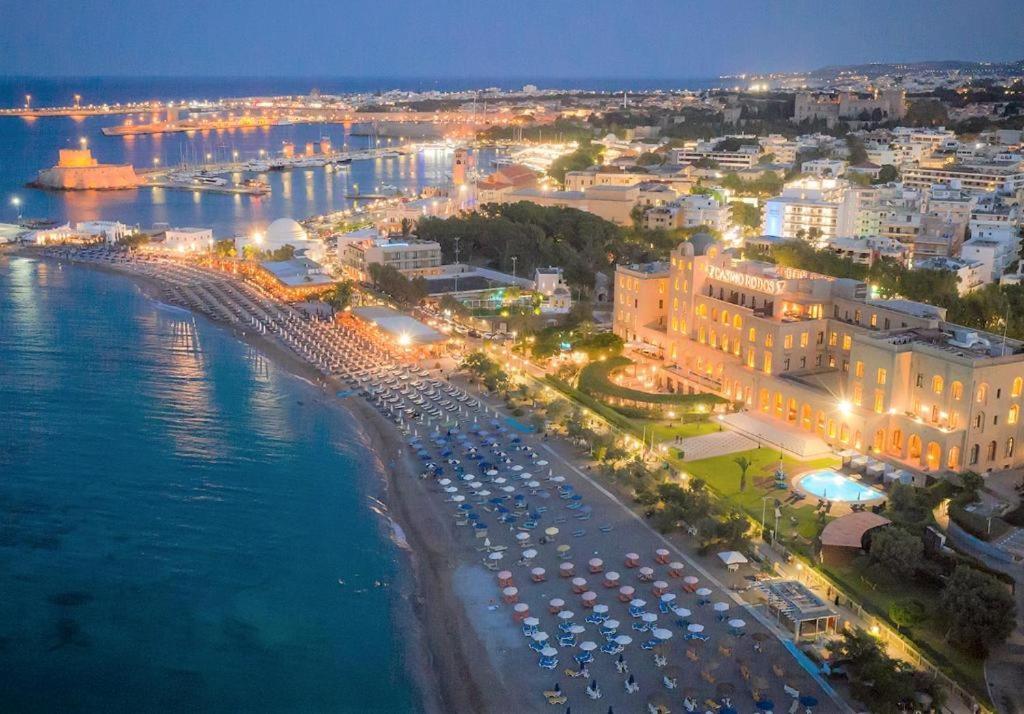 "Tete A Tete" Lux Apart In The Most Beautiful Street Of Town Rhodes City Extérieur photo