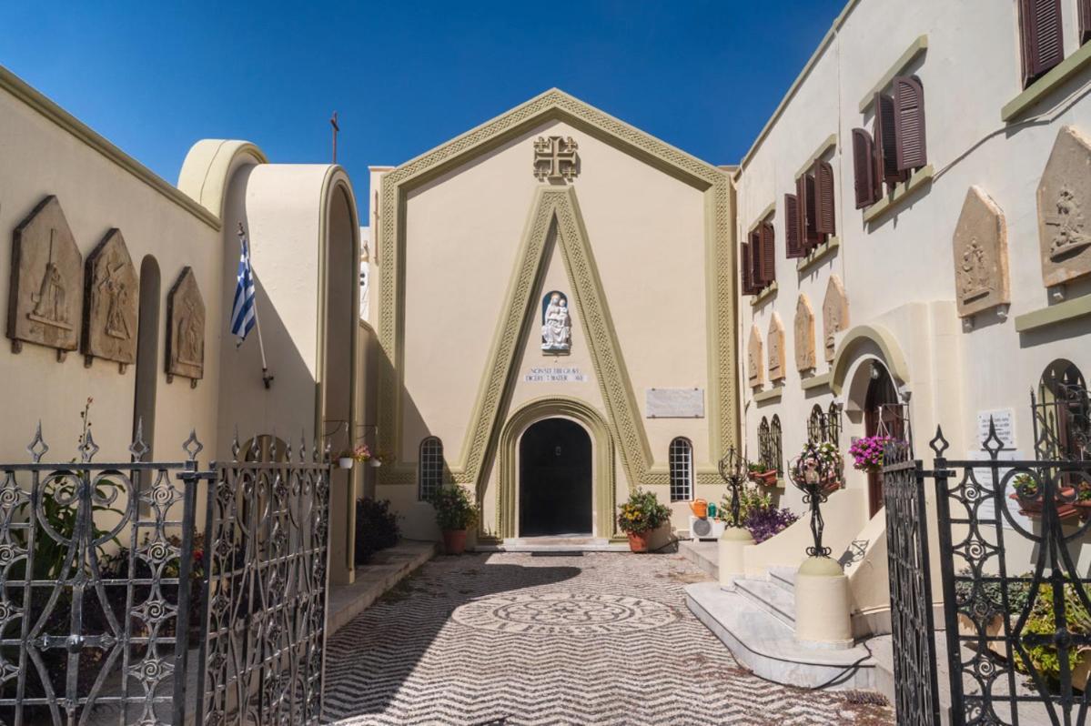 "Tete A Tete" Lux Apart In The Most Beautiful Street Of Town Rhodes City Extérieur photo